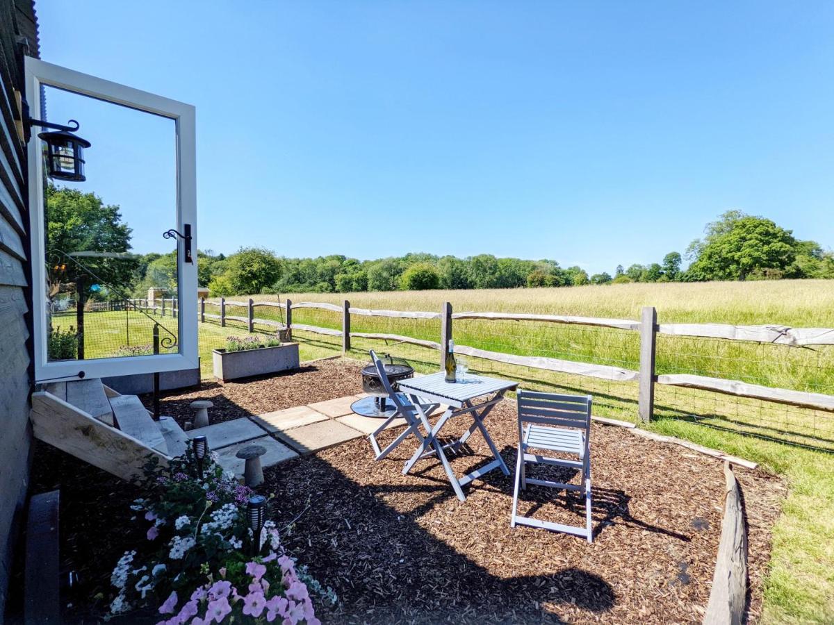 Crabden Shepherd Hut - Blendworth Villa Waterlooville Exterior foto